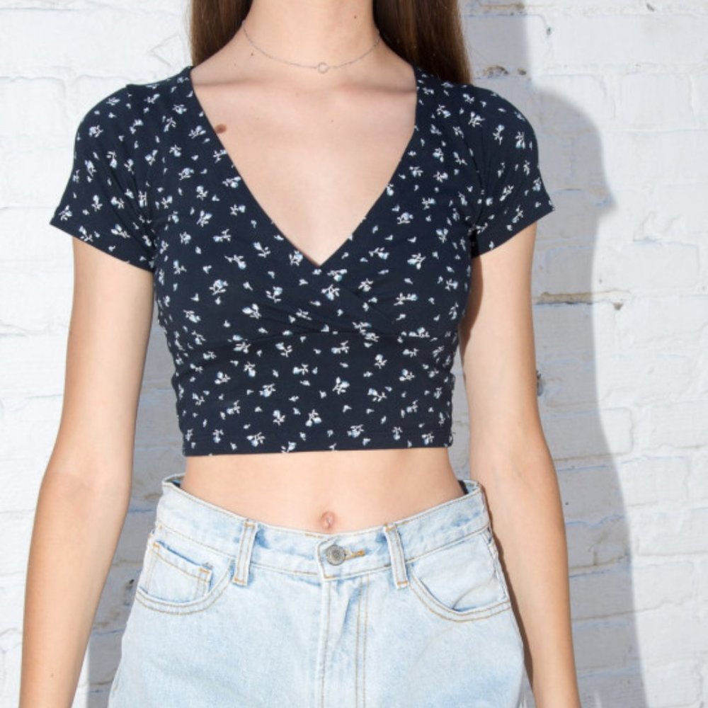 ISO brandy top NOT FOR SALE I AM LOOKING FOR IT!!!